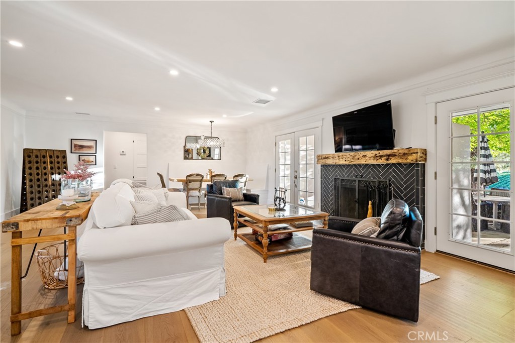 9325 Chimney Rock Road