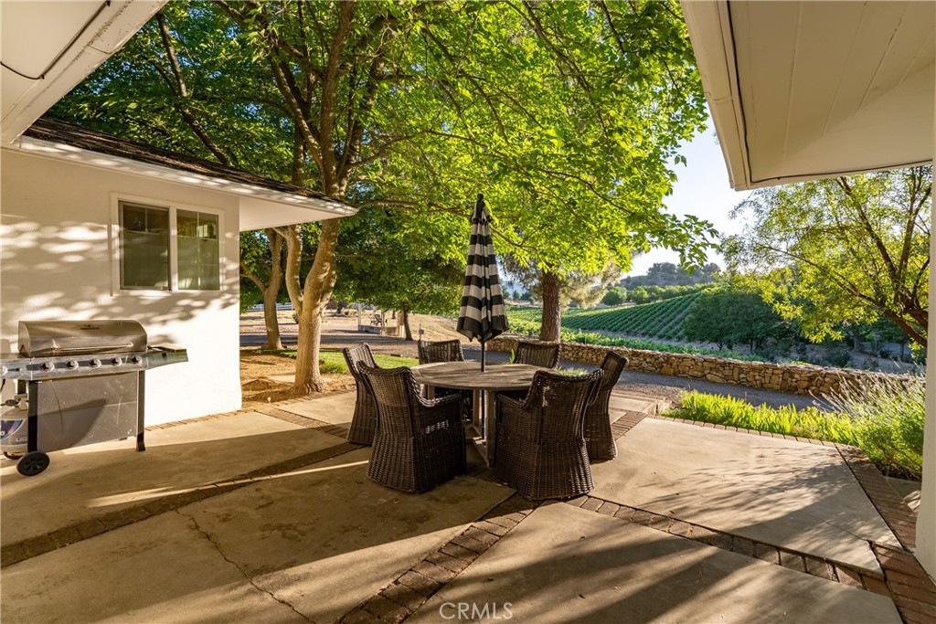9325 Chimney Rock Road