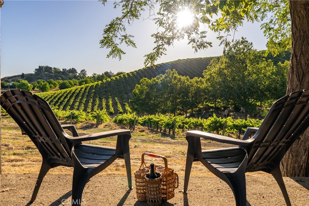 9325 Chimney Rock Road