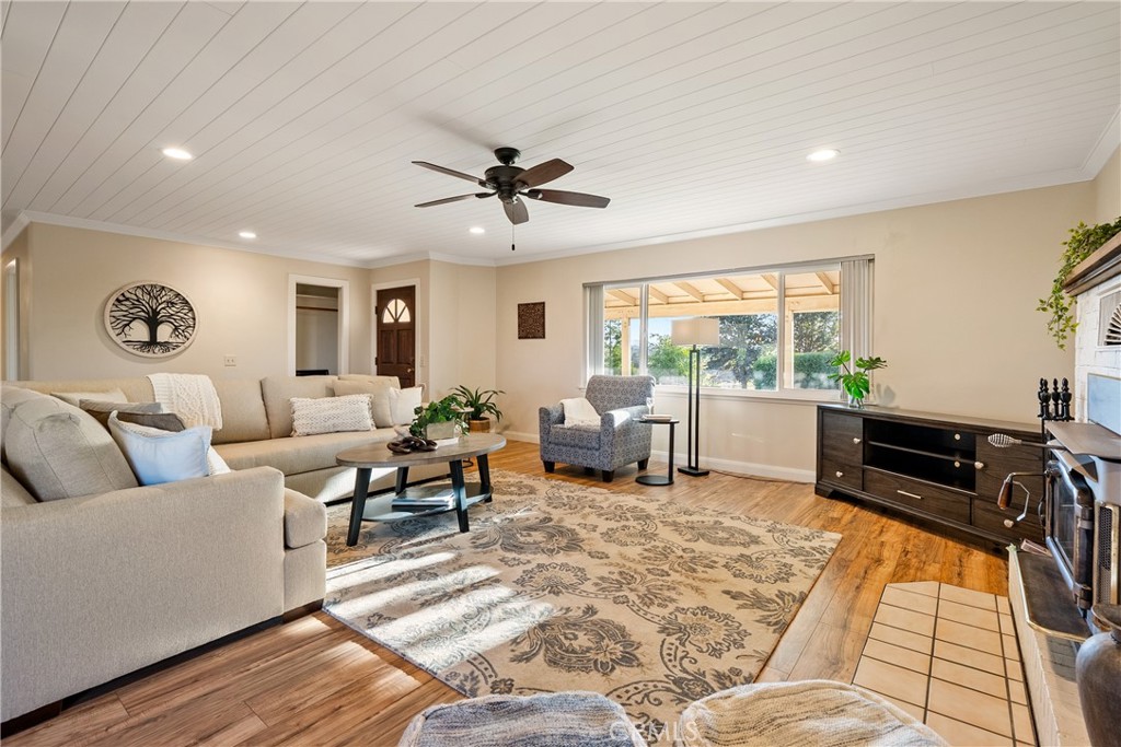2120 Claassen Ranch Lane