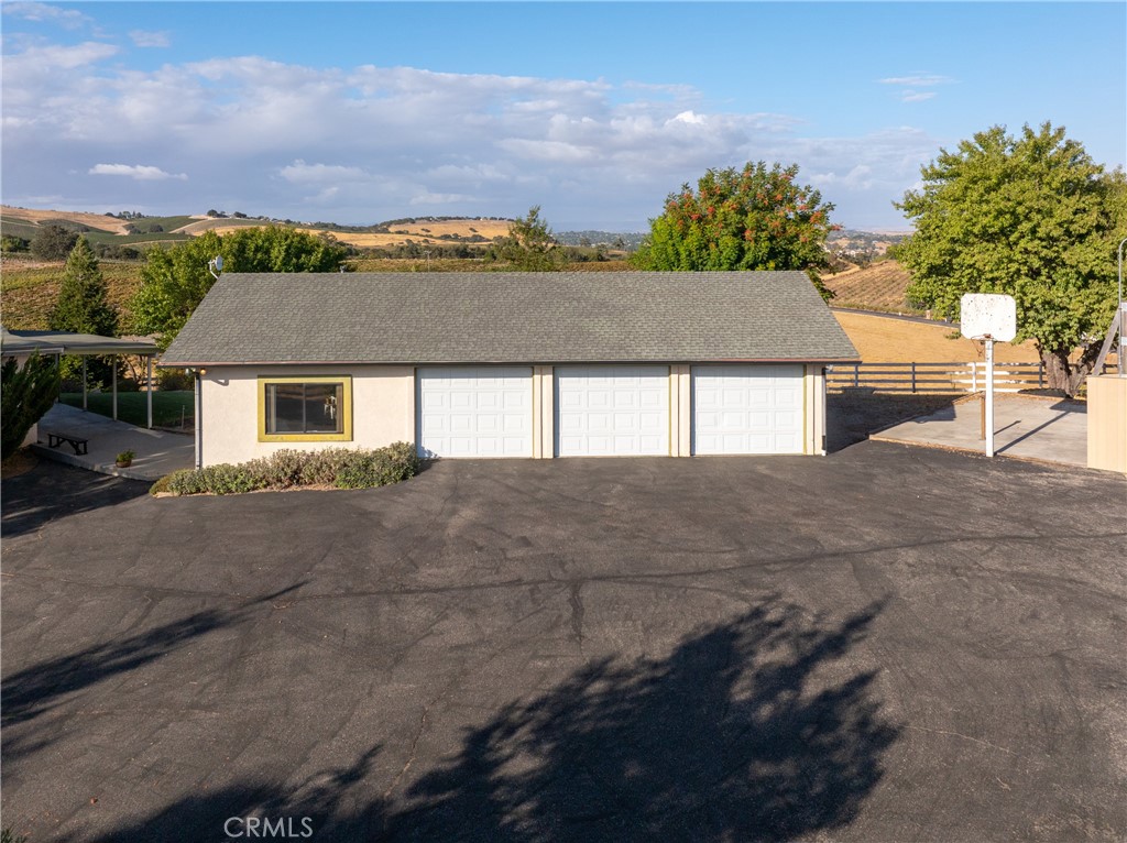 2120 Claassen Ranch Lane