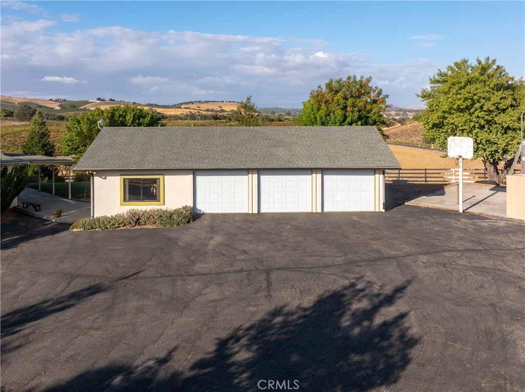 2120 Claassen Ranch Lane