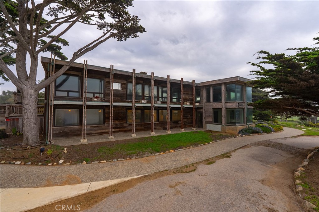 7432 Exotic Garden Drive