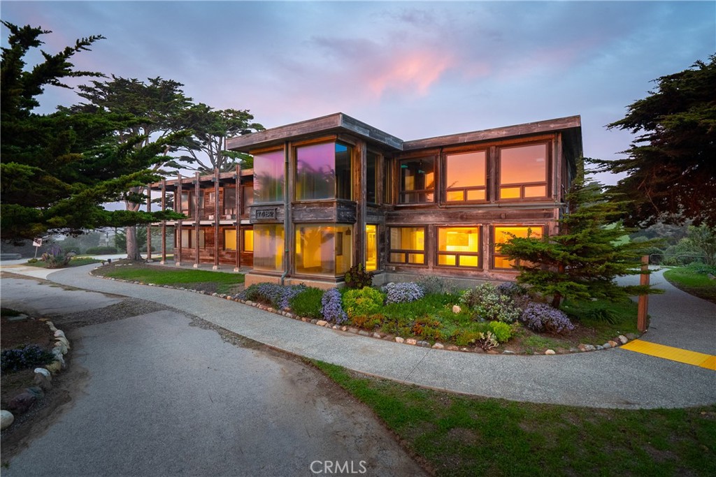 7432 Exotic Garden Drive