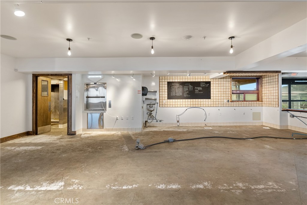 7432 Exotic Garden Drive