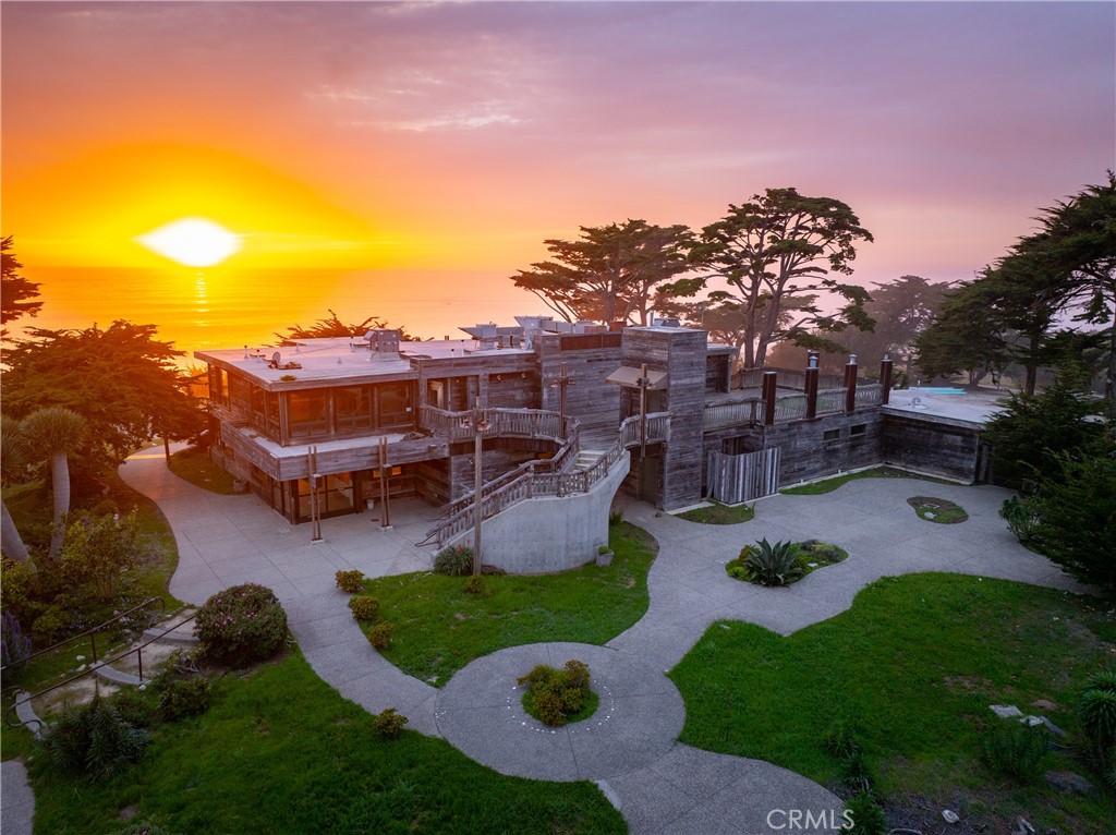 7432 Exotic Garden Drive