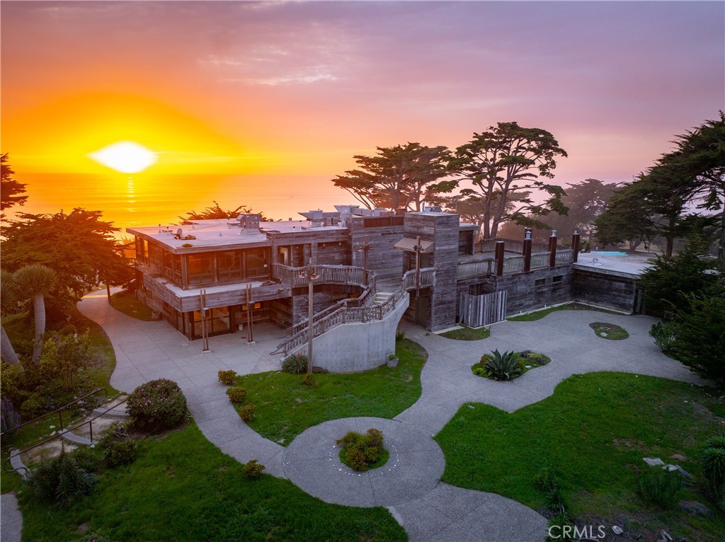 7432 Exotic Garden Drive
