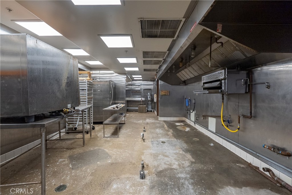 7432 Exotic Garden Drive