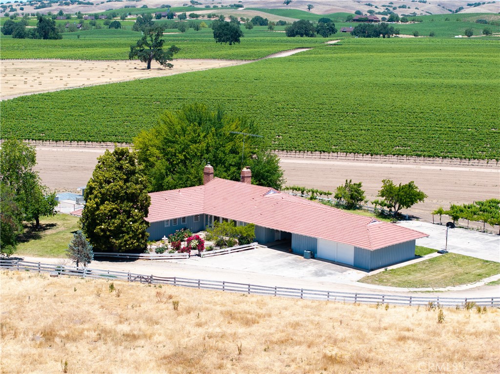 5275 Camp 8 Road