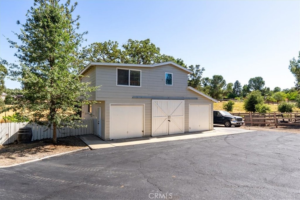 553 Well Road