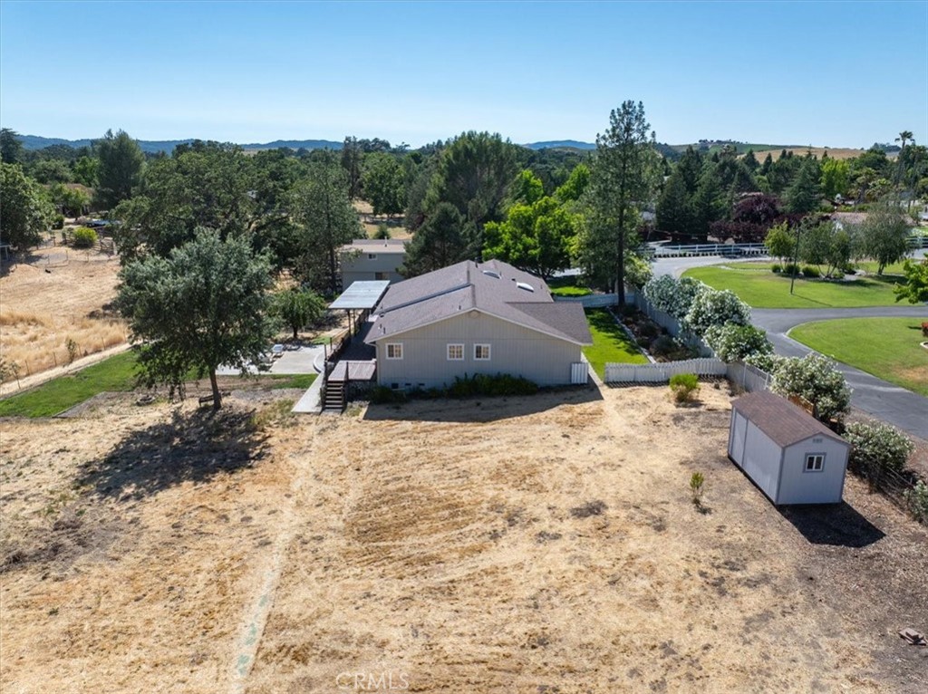 553 Well Road