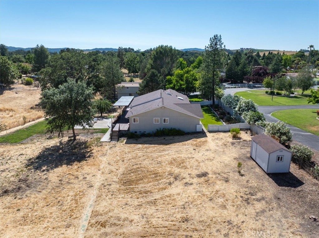 553 Well Road