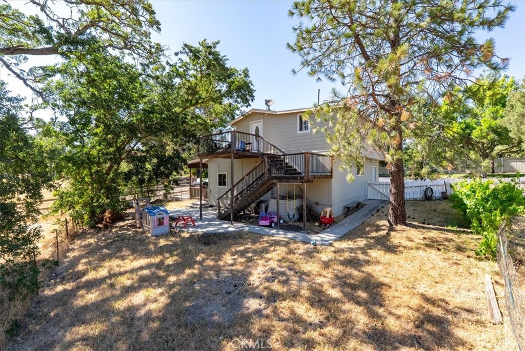 553 Well Road