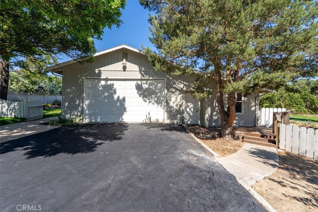 553 Well Road