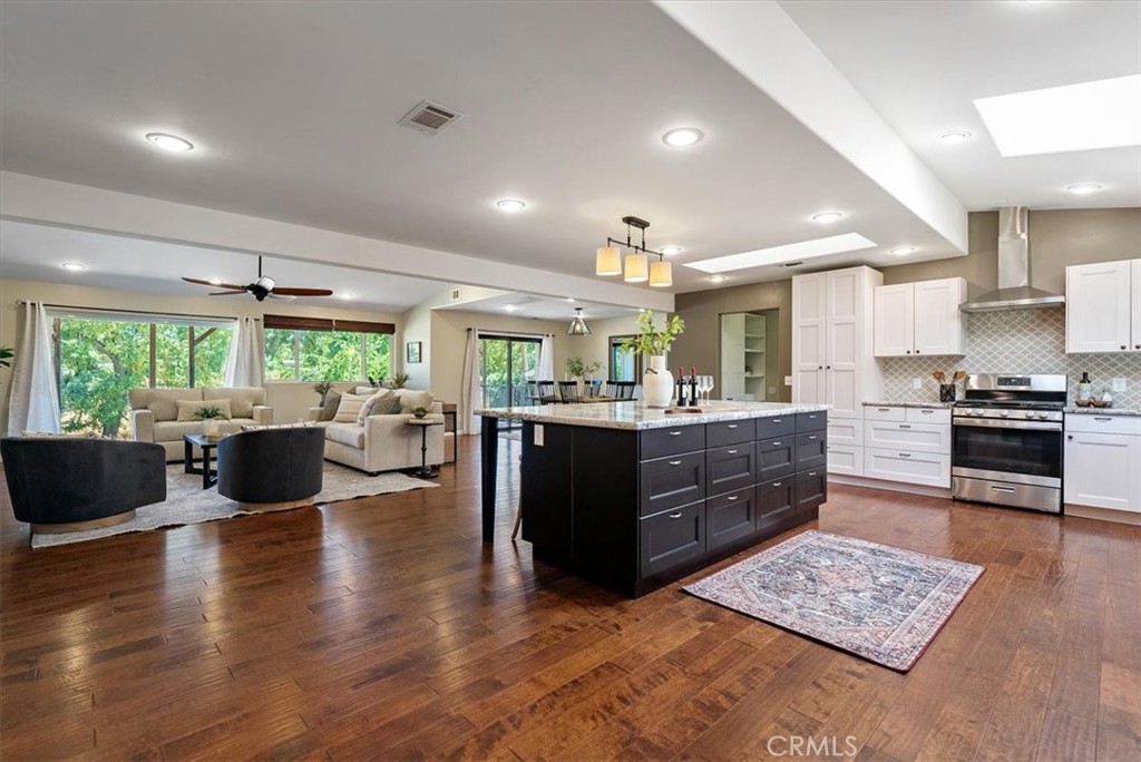 553 Well Road