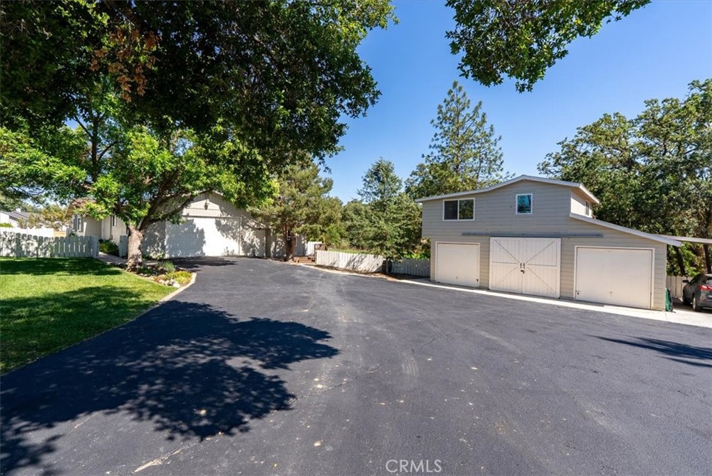 553 Well Road