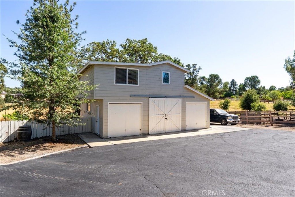 553 Well Road