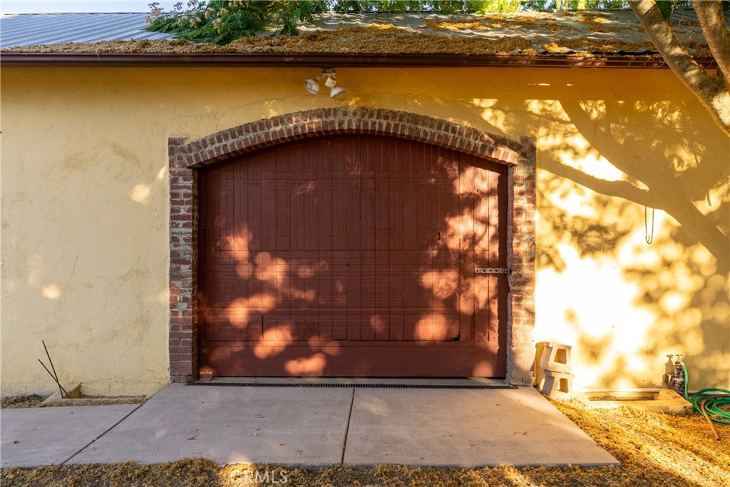 2865 Ridge Road
