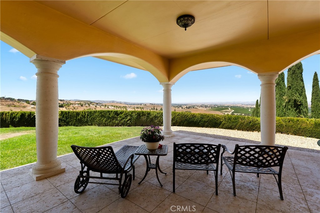 725 Spring Creek Way