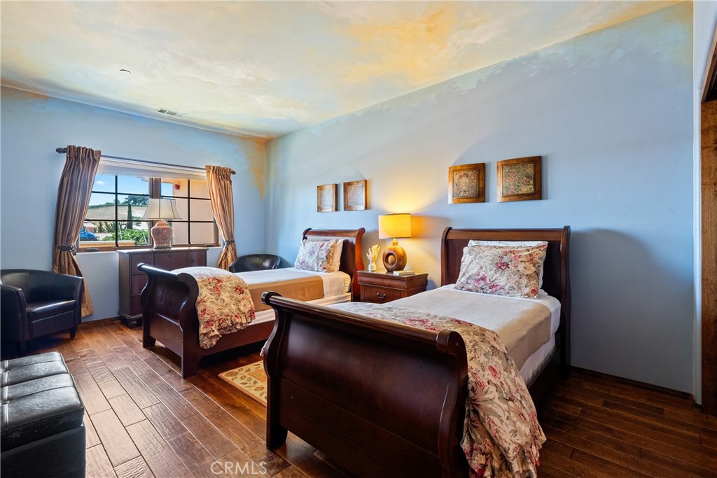 725 Spring Creek Way