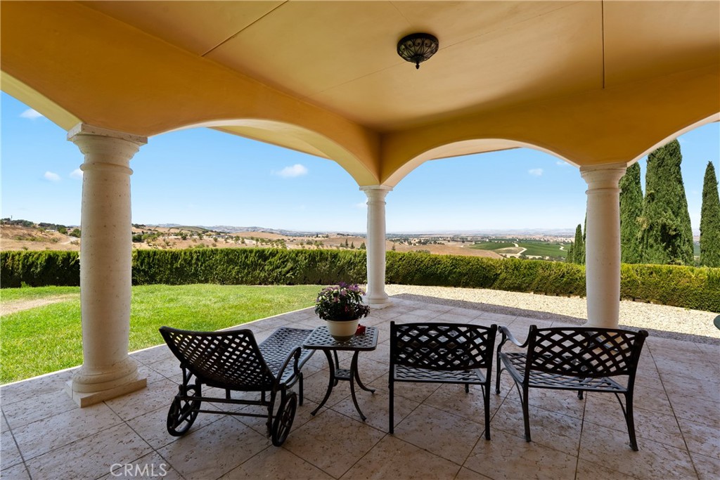 725 Spring Creek Way