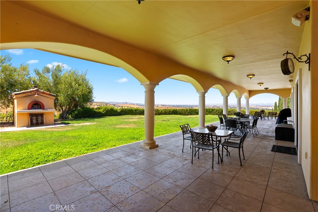 725 Spring Creek Way