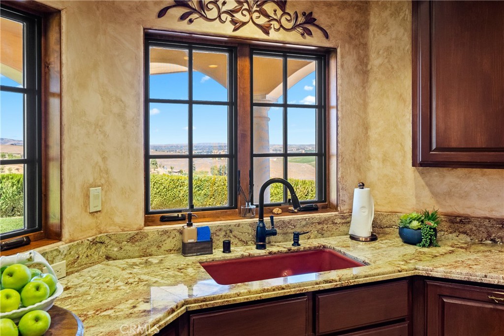 725 Spring Creek Way