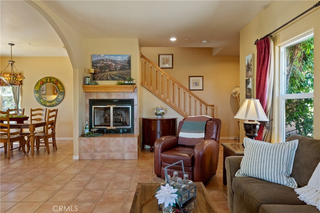 725 Spring Creek Way