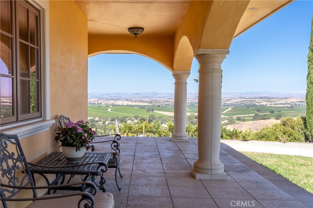 725 Spring Creek Way