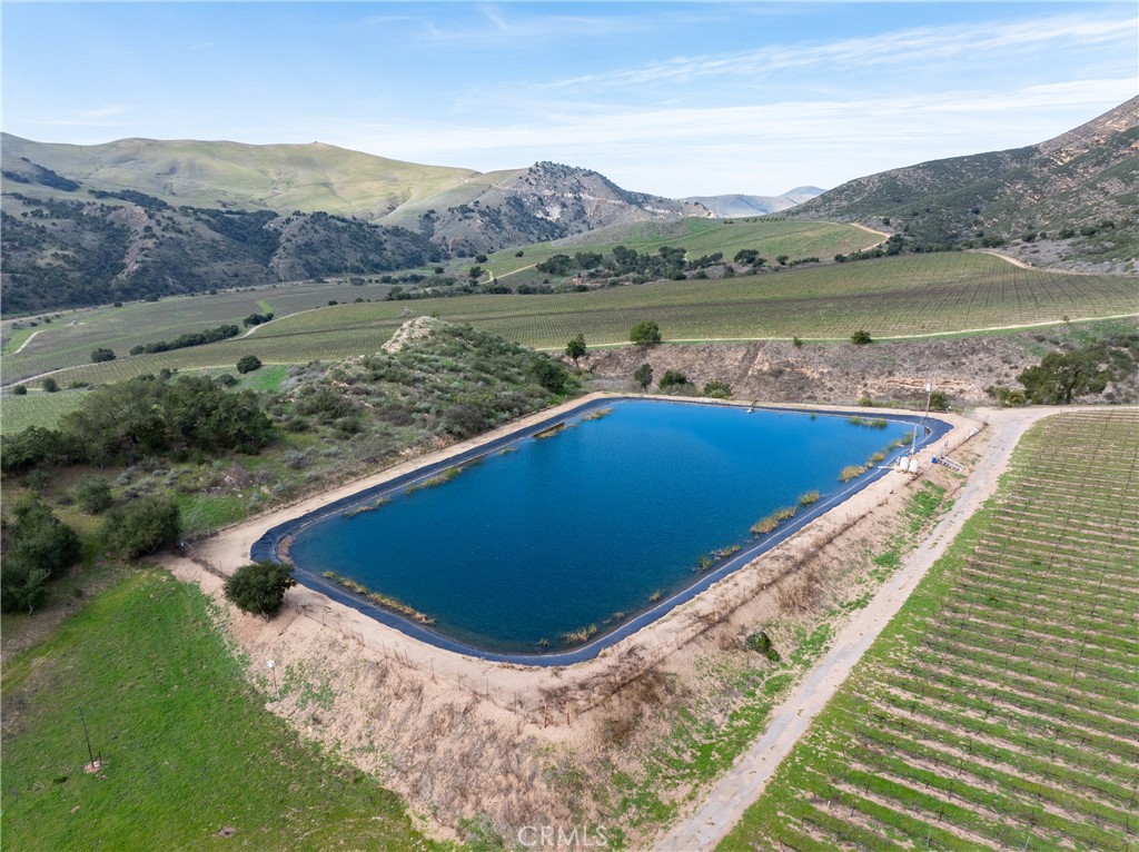 2200 White Rock Lane