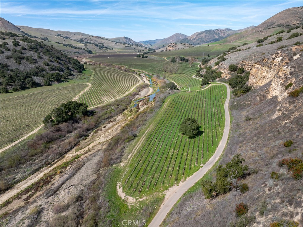 2200 White Rock Lane