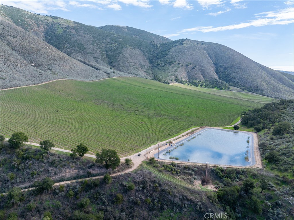 2200 White Rock Lane