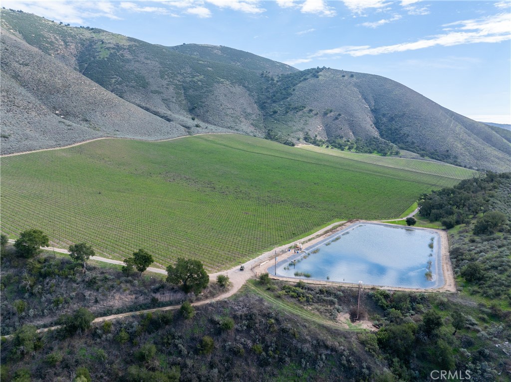 2200 White Rock Lane