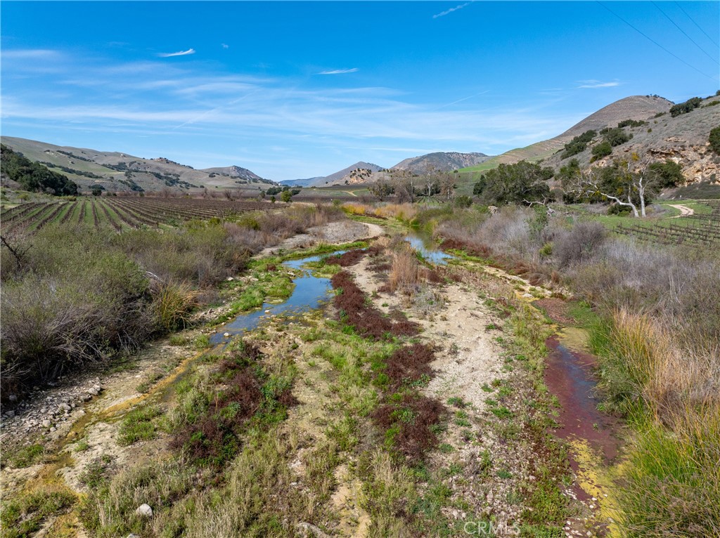 2200 White Rock Lane