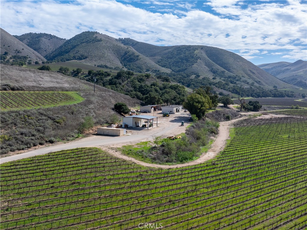 2200 White Rock Lane