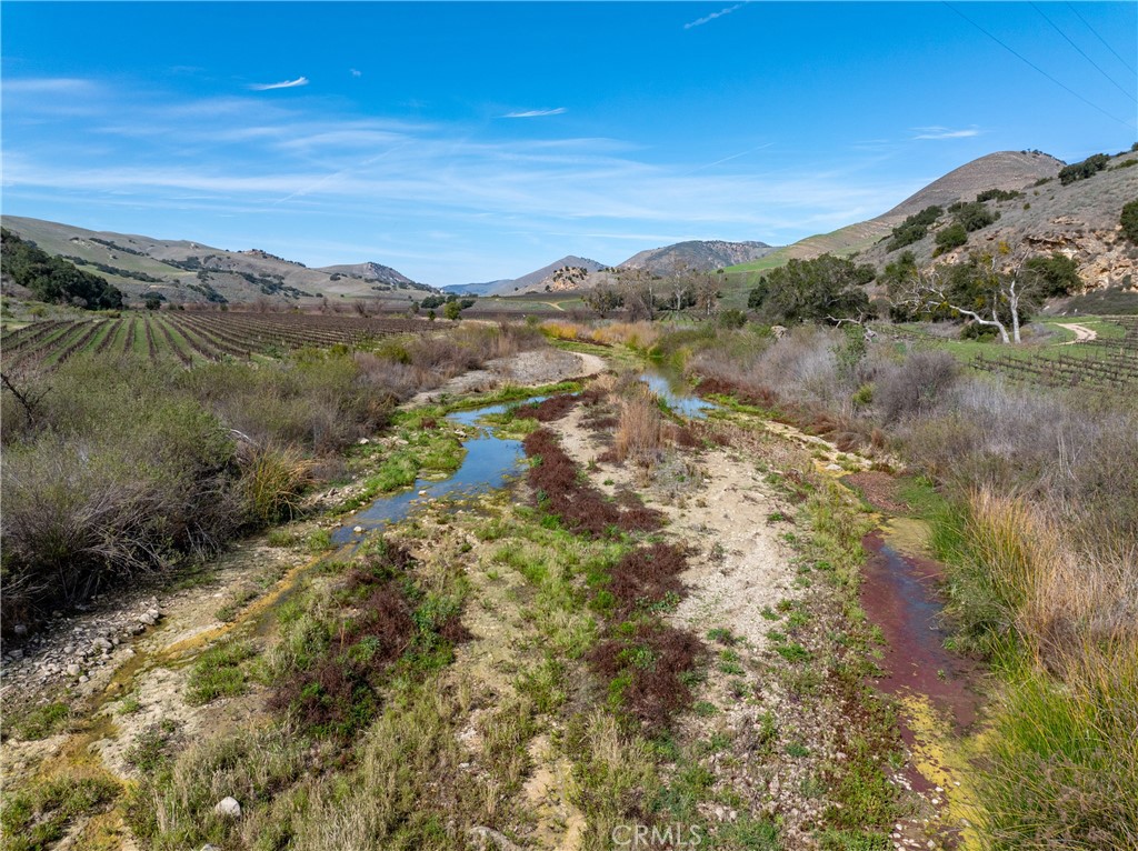 2200 White Rock Lane