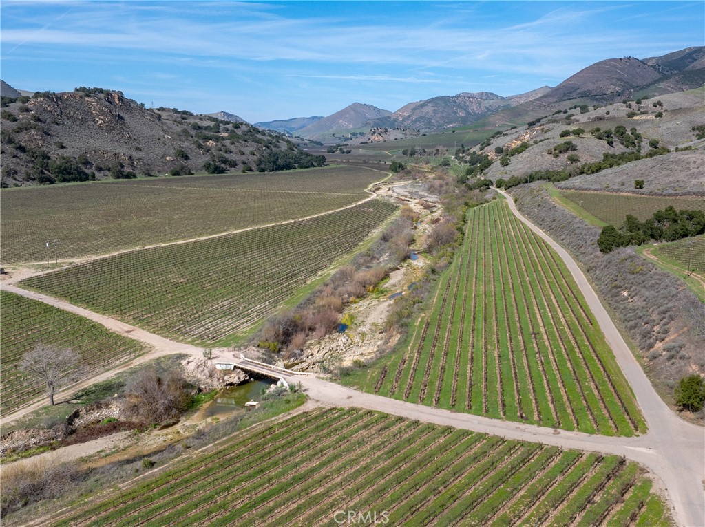 2200 White Rock Lane