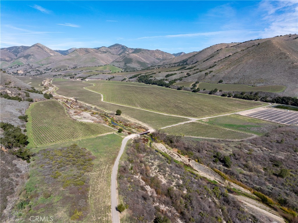 2200 White Rock Lane