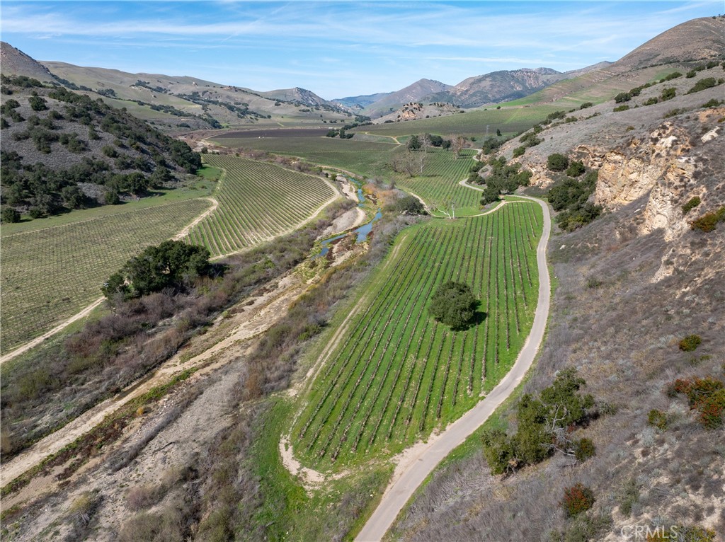 2200 White Rock Lane