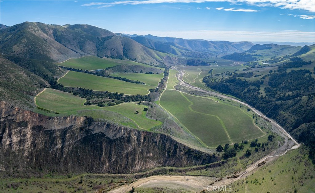 2200 White Rock Lane