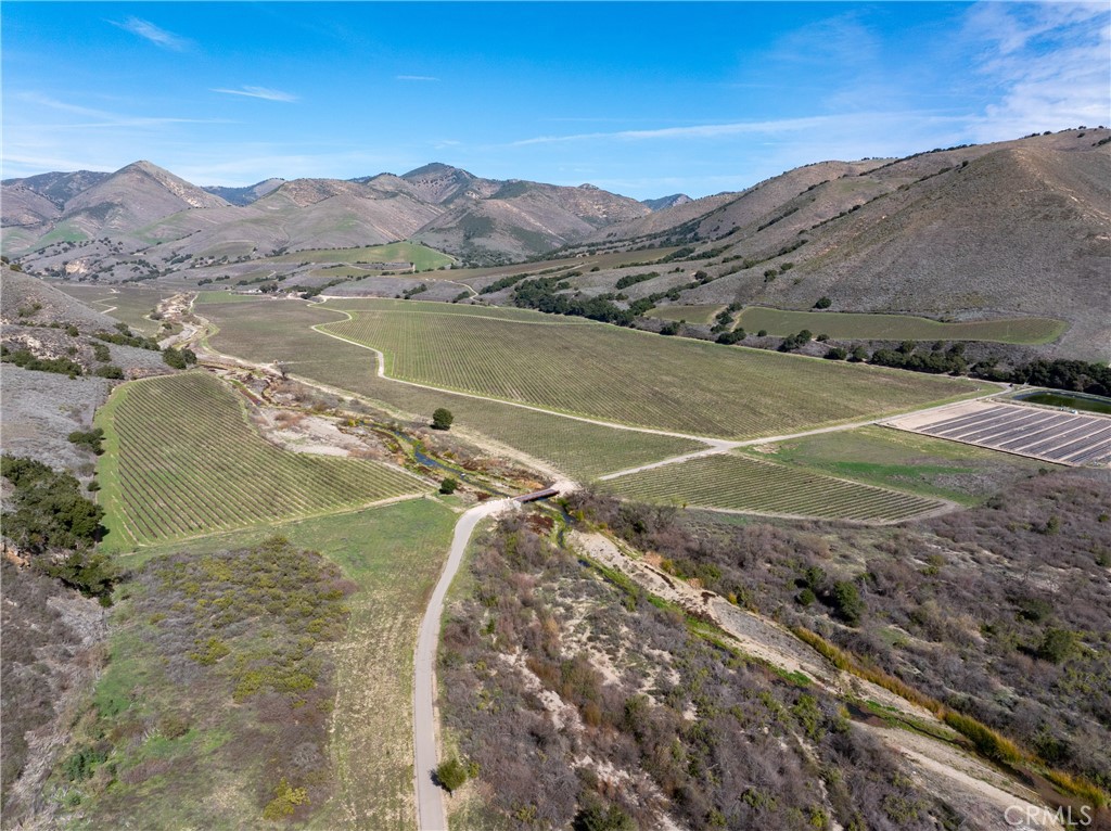 2200 White Rock Lane