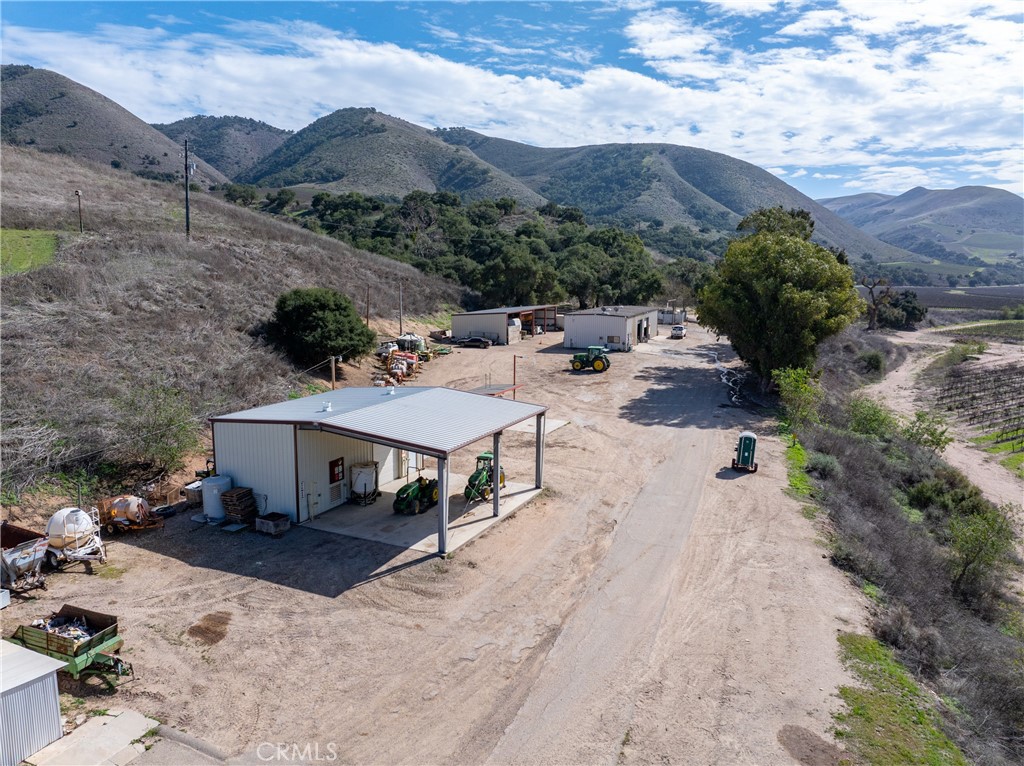 2200 White Rock Lane