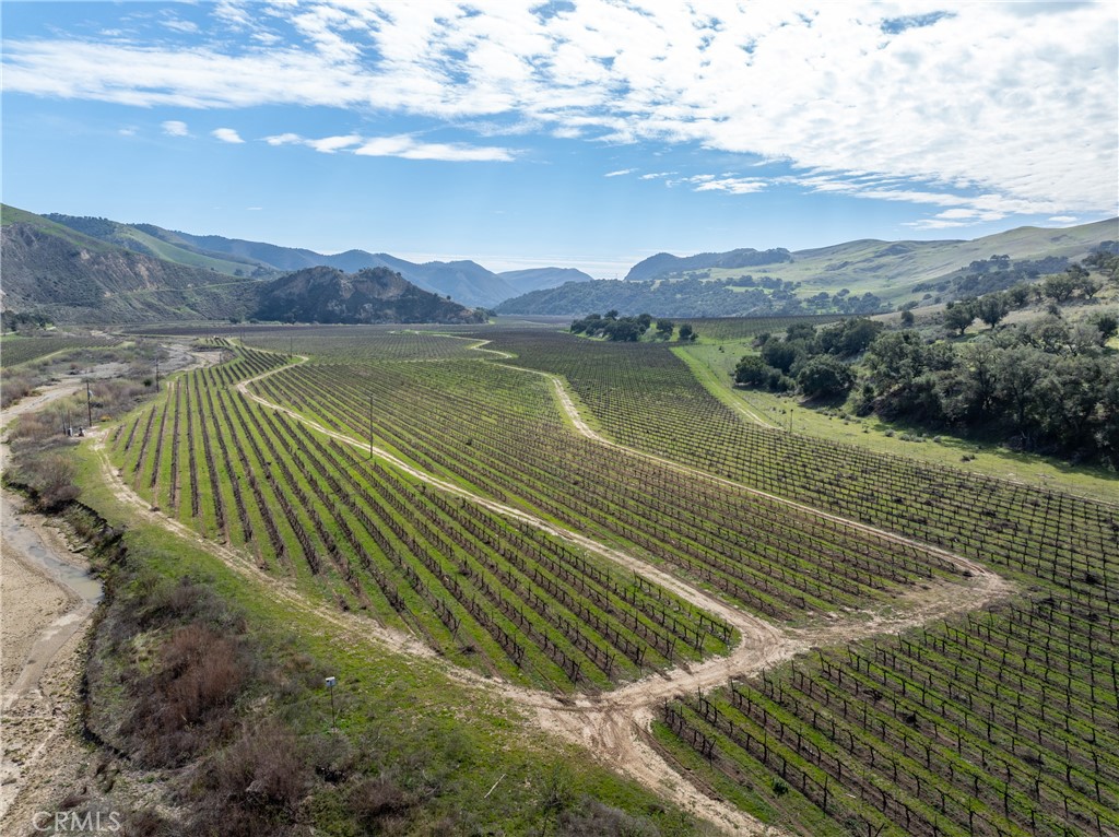 2200 White Rock Lane