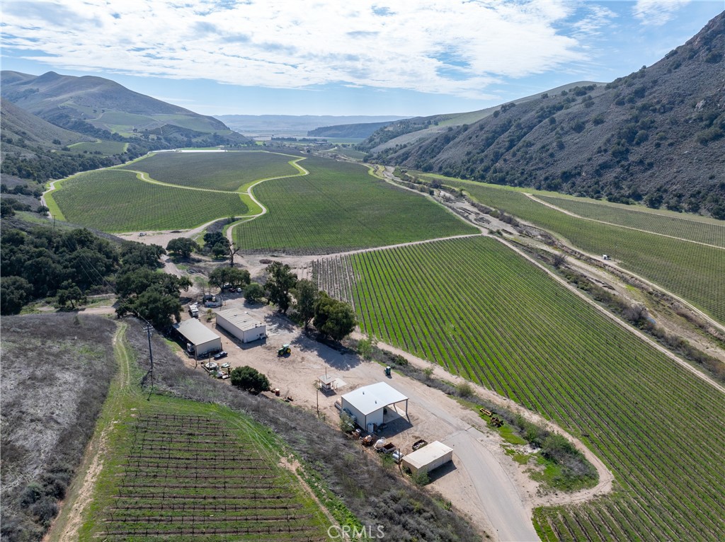 2200 White Rock Lane