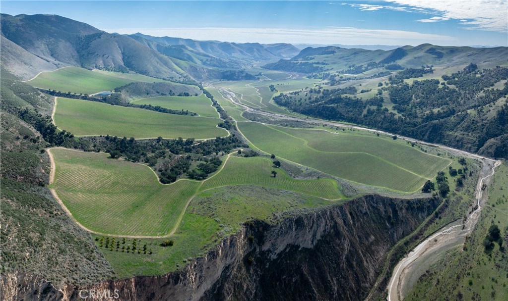 2200 White Rock Lane