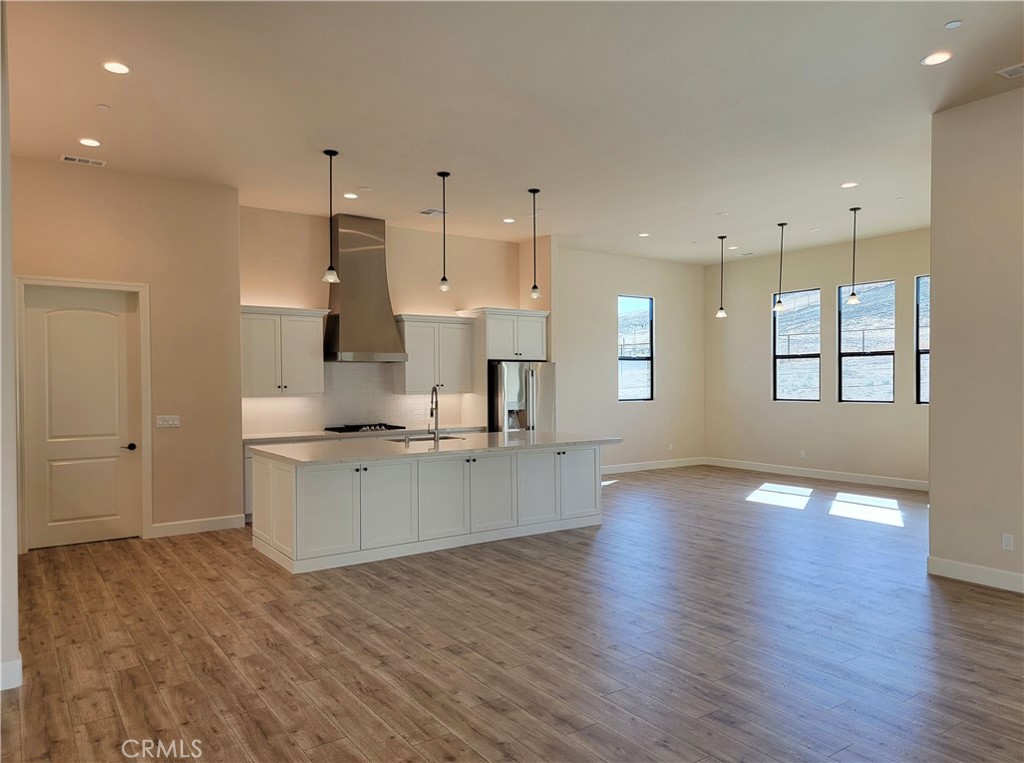 8716 San Rafael Road