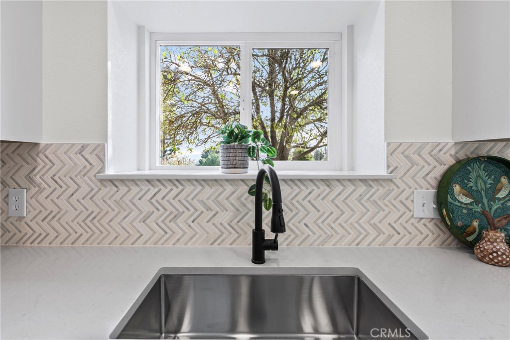 5658 Prancing Deer Place