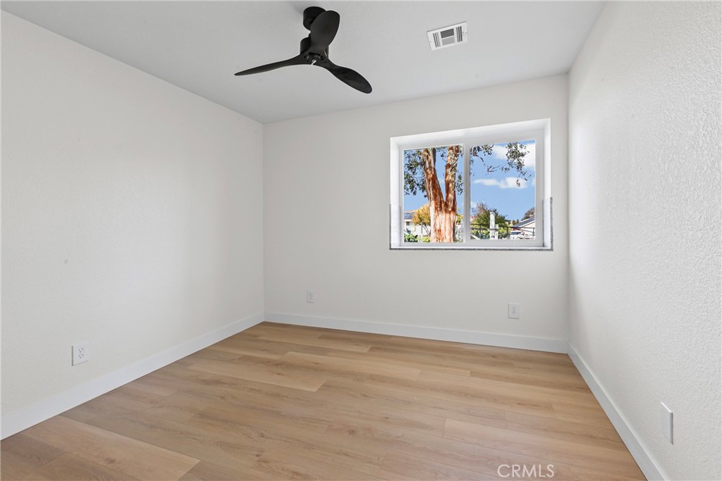 5658 Prancing Deer Place