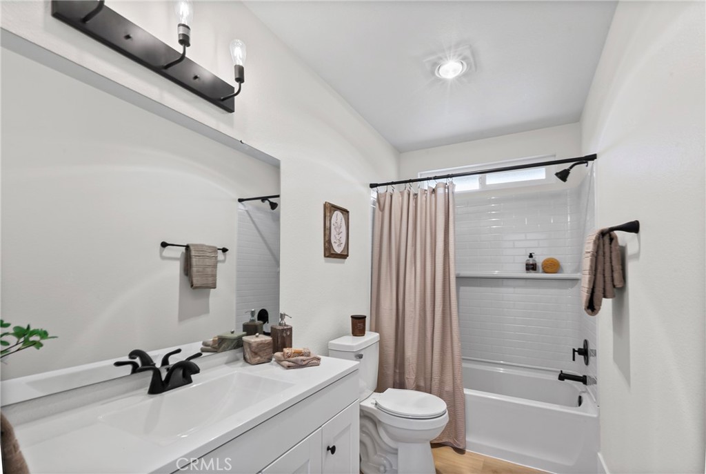 5658 Prancing Deer Place