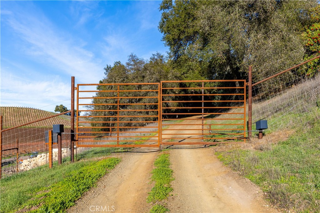0 Adelaida Road